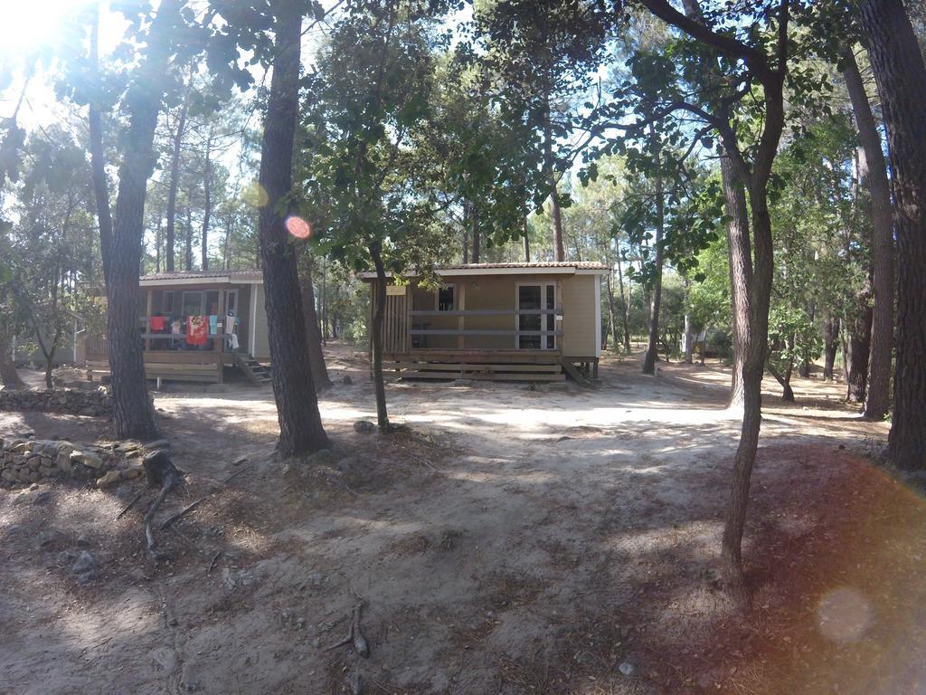 Camping La Simioune En Provence Bollène Exteriör bild