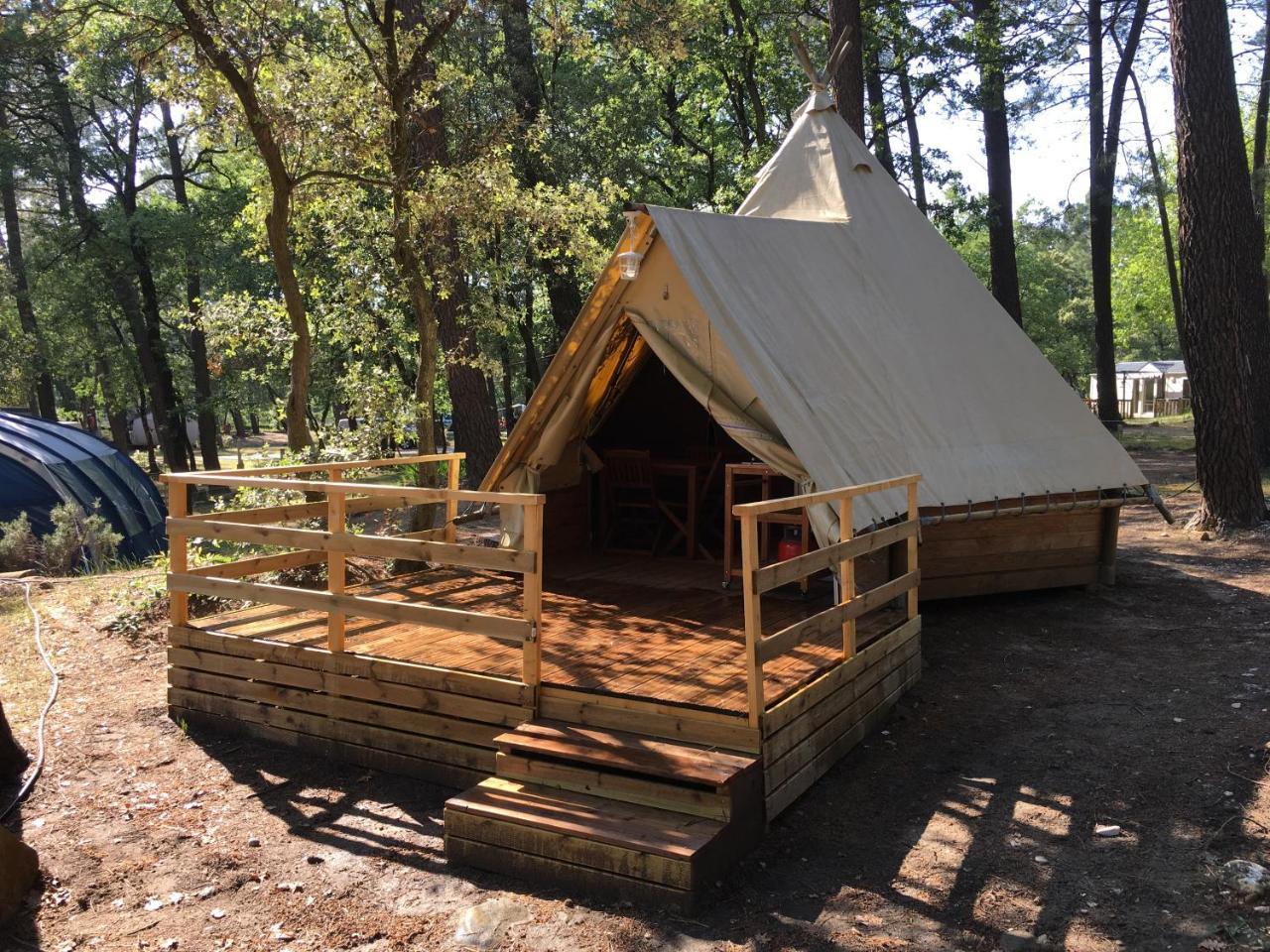Camping La Simioune En Provence Bollène Exteriör bild